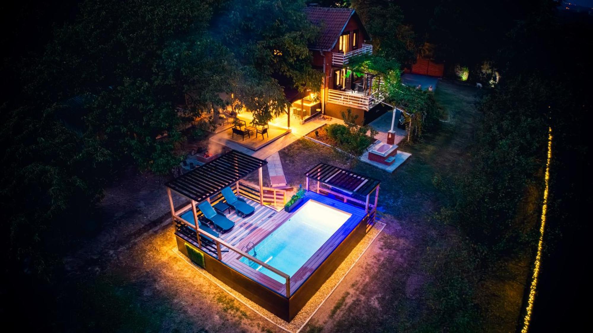 Villa Dijana - Pool, Spa, Outdoor Kitchen Beograd Eksteriør billede